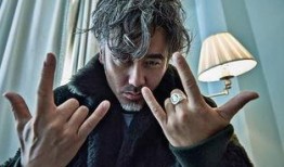 最新爆料吴秀波是谁啊视频,吴秀波身份之谜，最新爆料视频曝光